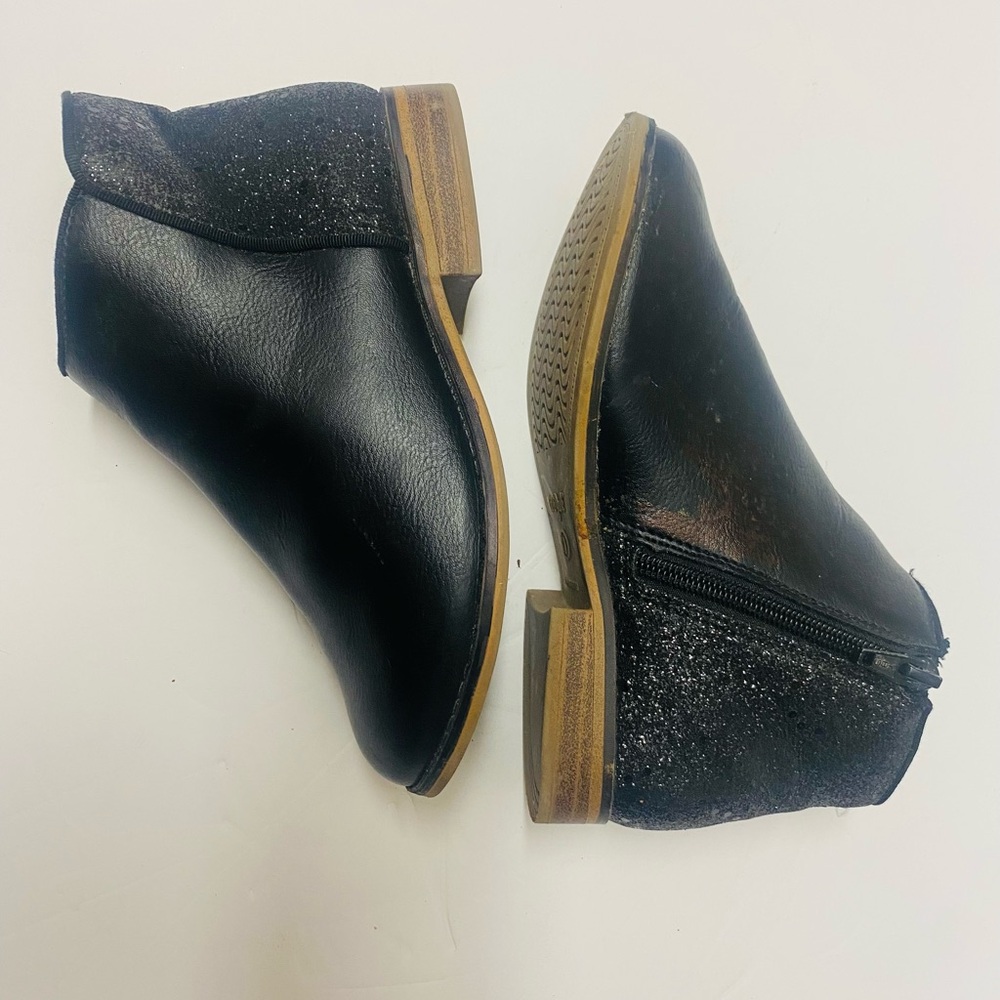 Cat & Jack Shimmer Black Ankle Boots